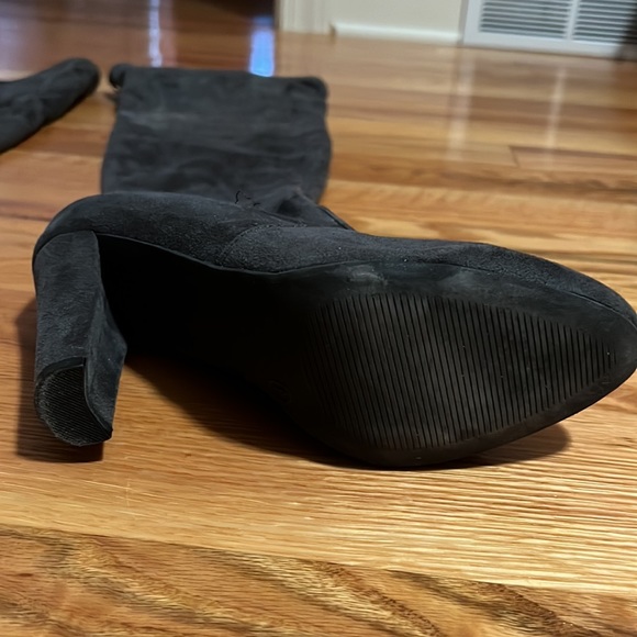 Knee high boots - Picture 4 of 8